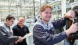 Erster Arbeitstag für 177 Auszubildende bei Opel